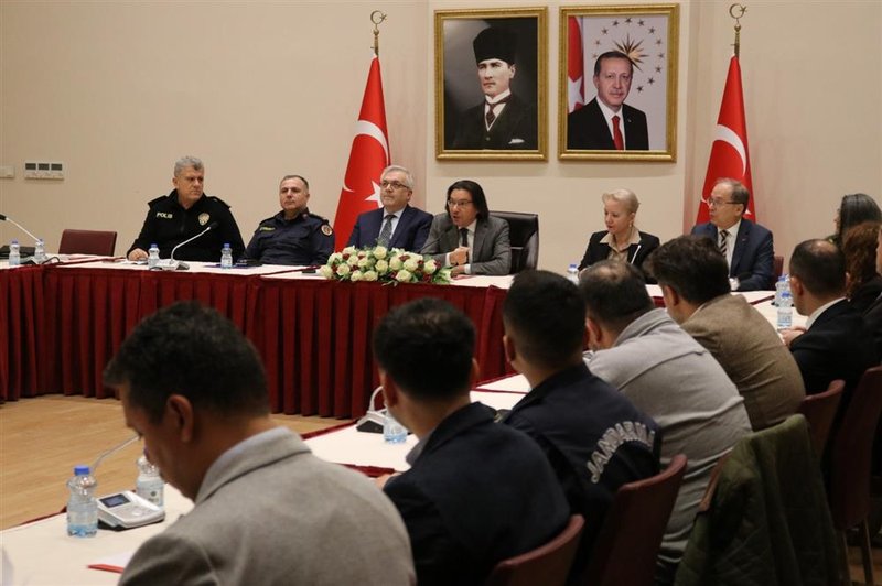 Kocaeli'de İntiharı Önleme İl Kurulu Toplantısı Gerçekleştirildi - Görsel 3