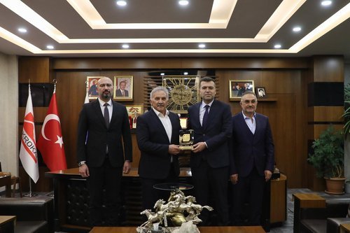 Niğde Valisi'nden Eğitim ve Araştırma Hastanesi'ne Ultrasonografi Cihazı Bağışı Teşekkürü - Görsel 2