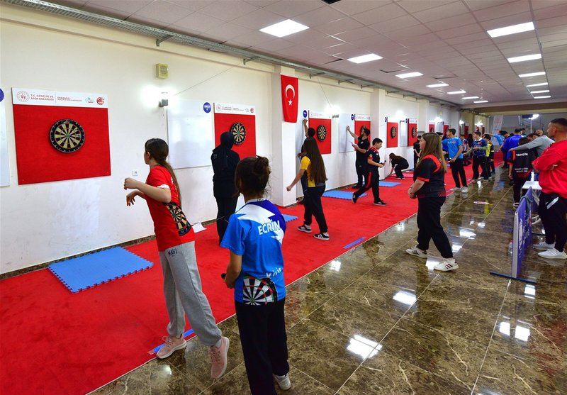 Osmaniye'de Yıldızlar/Gençler Kız-Erkek Dart Grup Birinciliği Başladı - Görsel 3