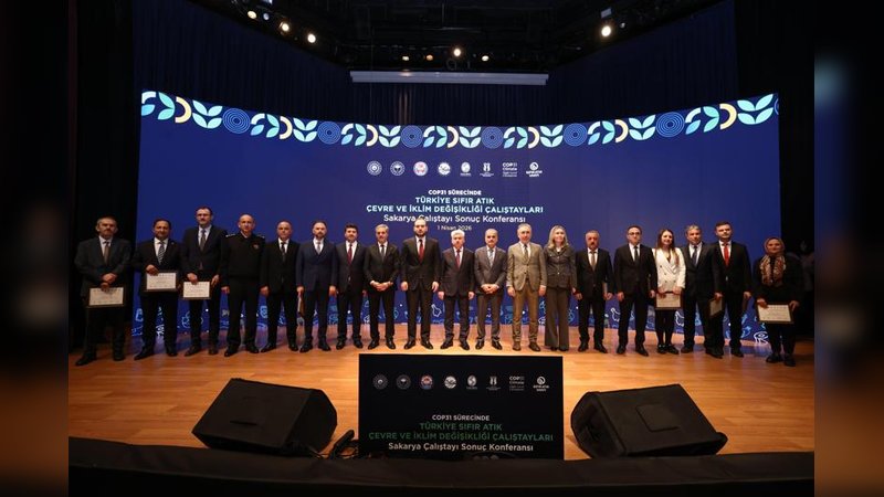 Sakarya Valisi Doğan, Sıfır Atık Çalıştayı Sonuç Konferansı'na Katıldı