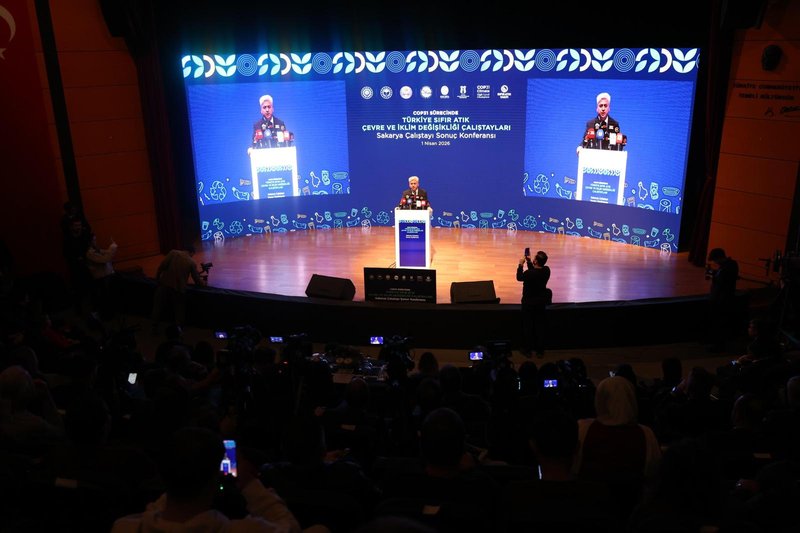 Sakarya Valisi Doğan, Sıfır Atık Çalıştayı Sonuç Konferansı'na Katıldı - Görsel 2