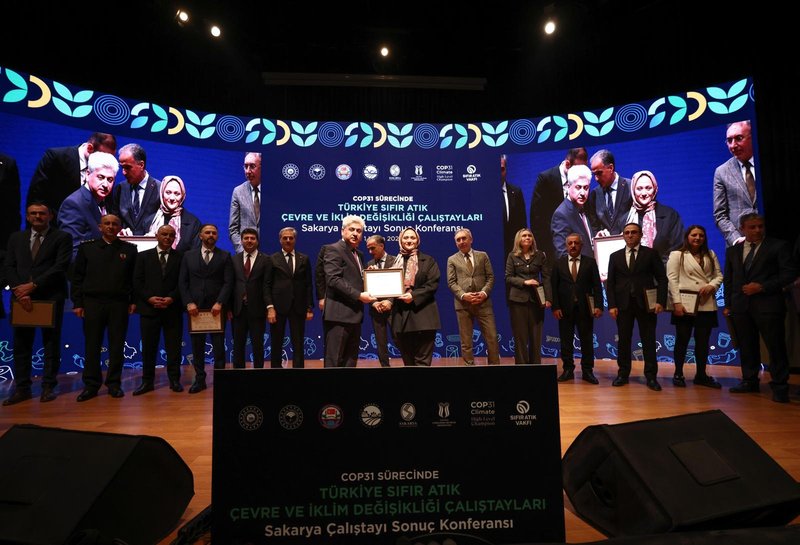 Sakarya Valisi Doğan, Sıfır Atık Çalıştayı Sonuç Konferansı'na Katıldı - Görsel 5