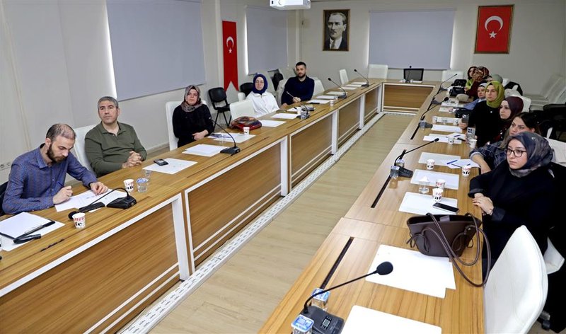 Şanlıurfa İl Sağlık Müdürlüğü'nden Sağlık Okuryazarlığı Eğitimleri Değerlendirme ve 2026 Planlama Toplantısı - Görsel 2