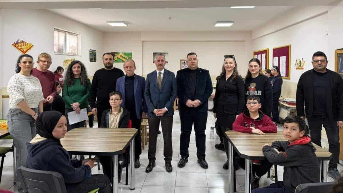 Susurluk'ta Akıl ve Zeka Oyunları Turnuvası İlçe Finali Yapıldı