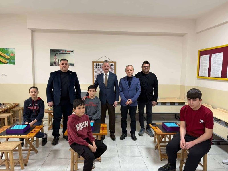 Susurluk'ta Akıl ve Zeka Oyunları Turnuvası İlçe Finali Yapıldı - Görsel 4