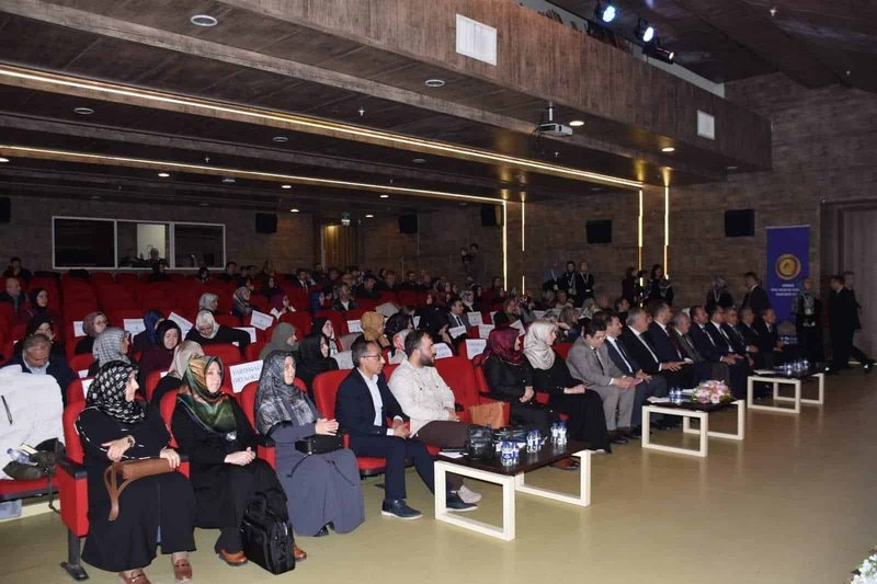 Tekirdağ'da Genç Nida Kur'an-ı Kerim'i Güzel Okuma Yarışması Bölge Finalleri Düzenlendi - Görsel 2