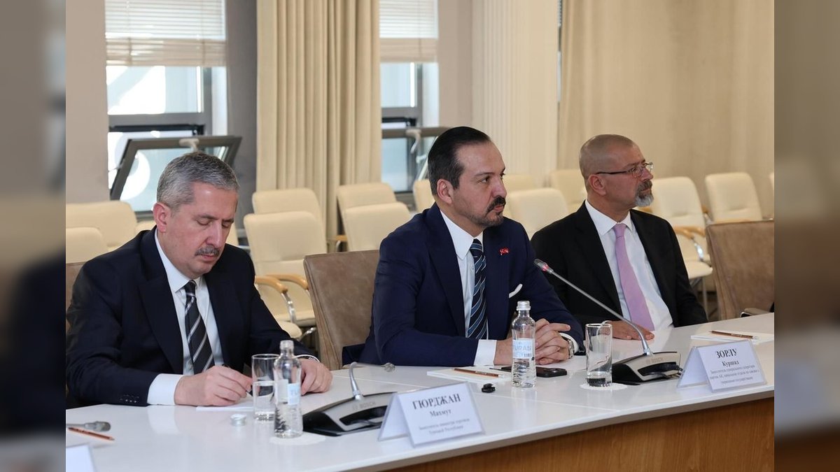 Ticaret Bakan Yardımcısı Gürcan, Türkistan'da Ekonomik İlişkileri Güçlendirme Görüşmeleri Yaptı