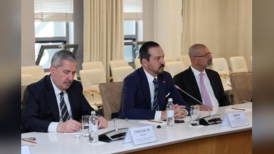 Ticaret Bakan Yardımcısı Gürcan, Türkistan'da Ekonomik İlişkileri Güçlendirme Görüşmeleri Yaptı