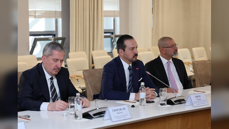 Ticaret Bakan Yardımcısı Gürcan, Türkistan'da Ekonomik İlişkileri Güçlendirme Görüşmeleri Yaptı