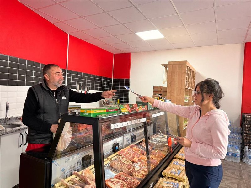 Tunceli'de Kolorektal Kanser Farkındalığı İçin Eğitimler Düzenlendi - Görsel 3