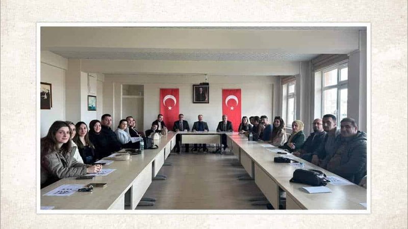 Ürgüp'te LGS Hazırlık Toplantısı: Fen Bilimleri ve Matematik Öğretmenleri Buluştu