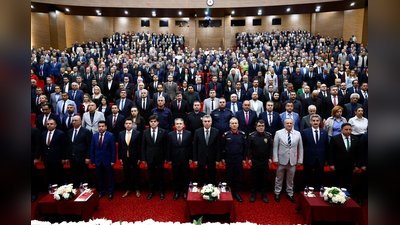 Vali Toros Başkanlığında Eğitim ve Okul Güvenliği Toplantısı