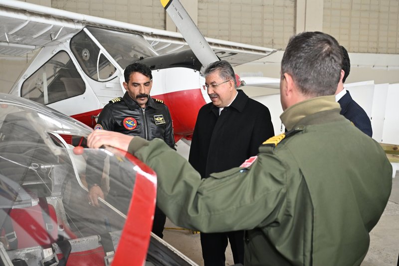 Vali Yılmaz'dan İnönü THK Havacılık Eğitim Merkezi'ne Ziyaret - Görsel 5