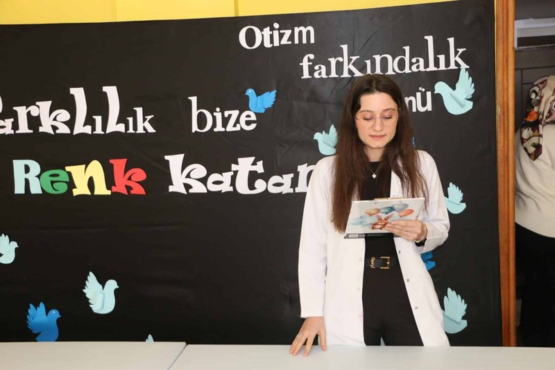 Of'ta Dünya Otizm Farkındalık Günü Kutlandı - Görsel 3