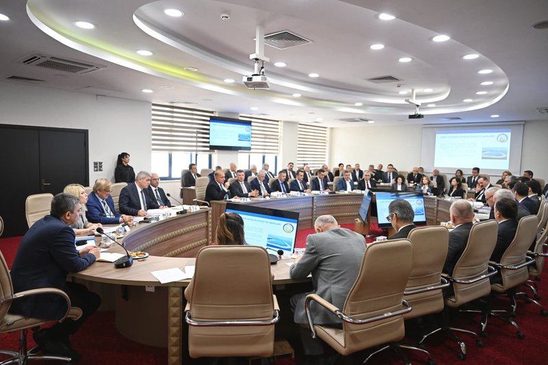 Antalya Valiliği'nden "Mavi Akdeniz" İnisiyatifi: Kıyıların ve Deniz Ekosisteminin Korunması İçin Kapsamlı Toplantı - Görsel 4