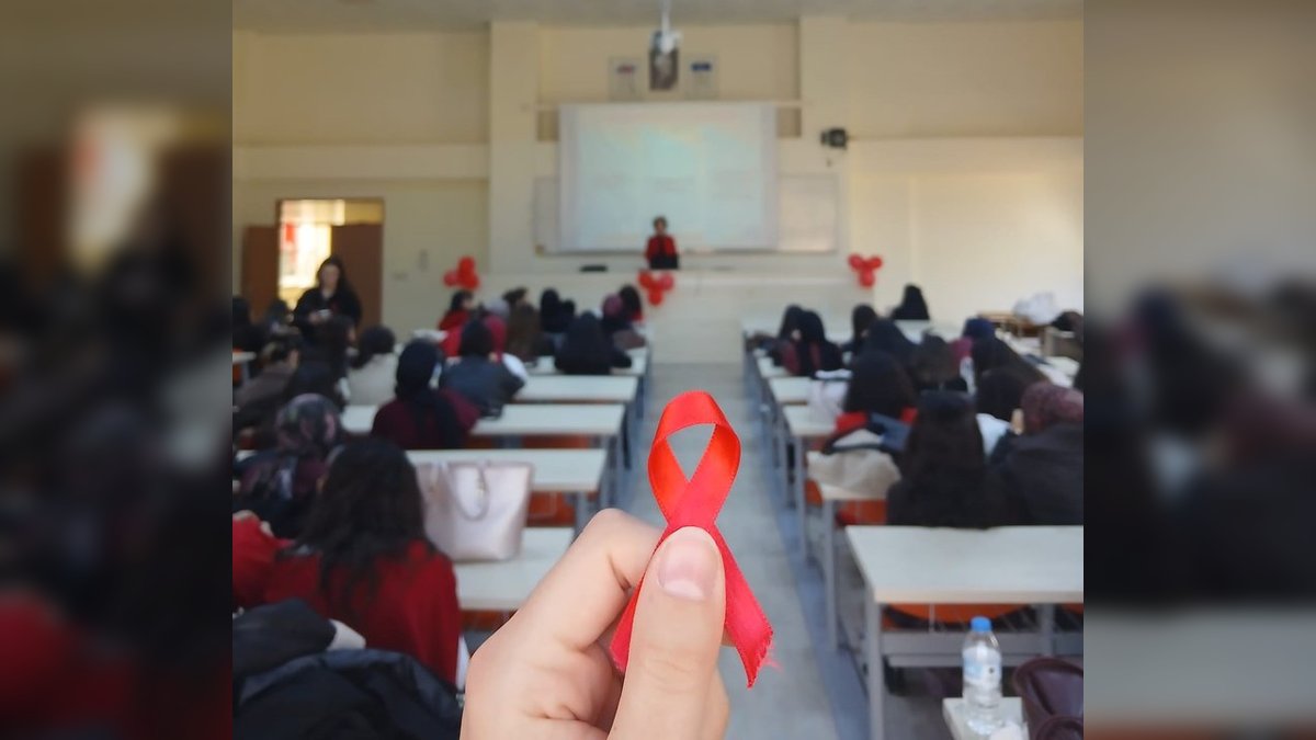 Balıkesir Üniversitesi'nde Otizme Kırmızı Işık Yak Etkinliği
