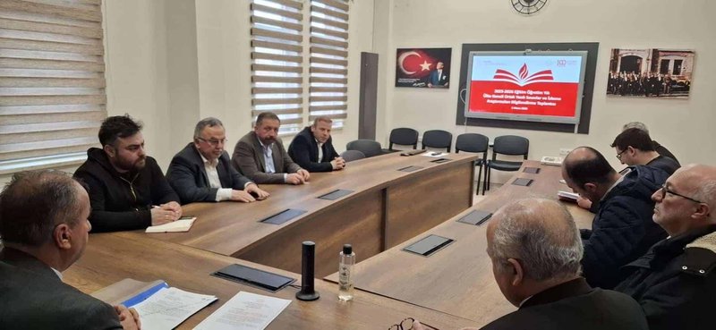 Eskipazar'da 2025-2026 Eğitim Öğretim Yılı Ortak Sınav Bilgilendirme Toplantısı Yapıldı - Görsel 2