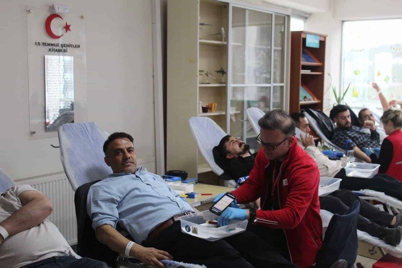 Fatsa'da 'İyi ki Varsın Kan Dostum' Kampanyasıyla 158 Kan Bağışı Yapıldı - Görsel 5