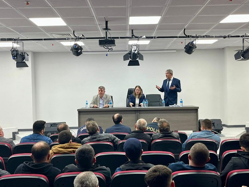 Gönen'de Kahvehane İşletmecilerine Tütün Denetimi Bilgilendirmesi - Görsel 2