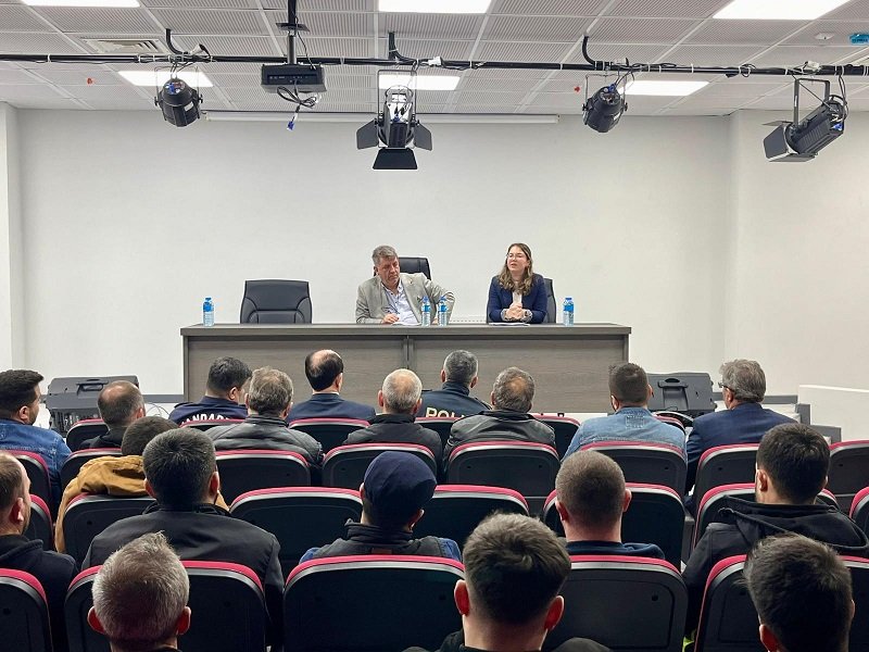 Gönen'de Kahvehane İşletmecilerine Tütün Denetimi Bilgilendirmesi - Görsel 3