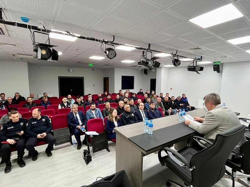 Gönen'de Kahvehane İşletmecilerine Tütün Denetimi Bilgilendirmesi - Görsel 4
