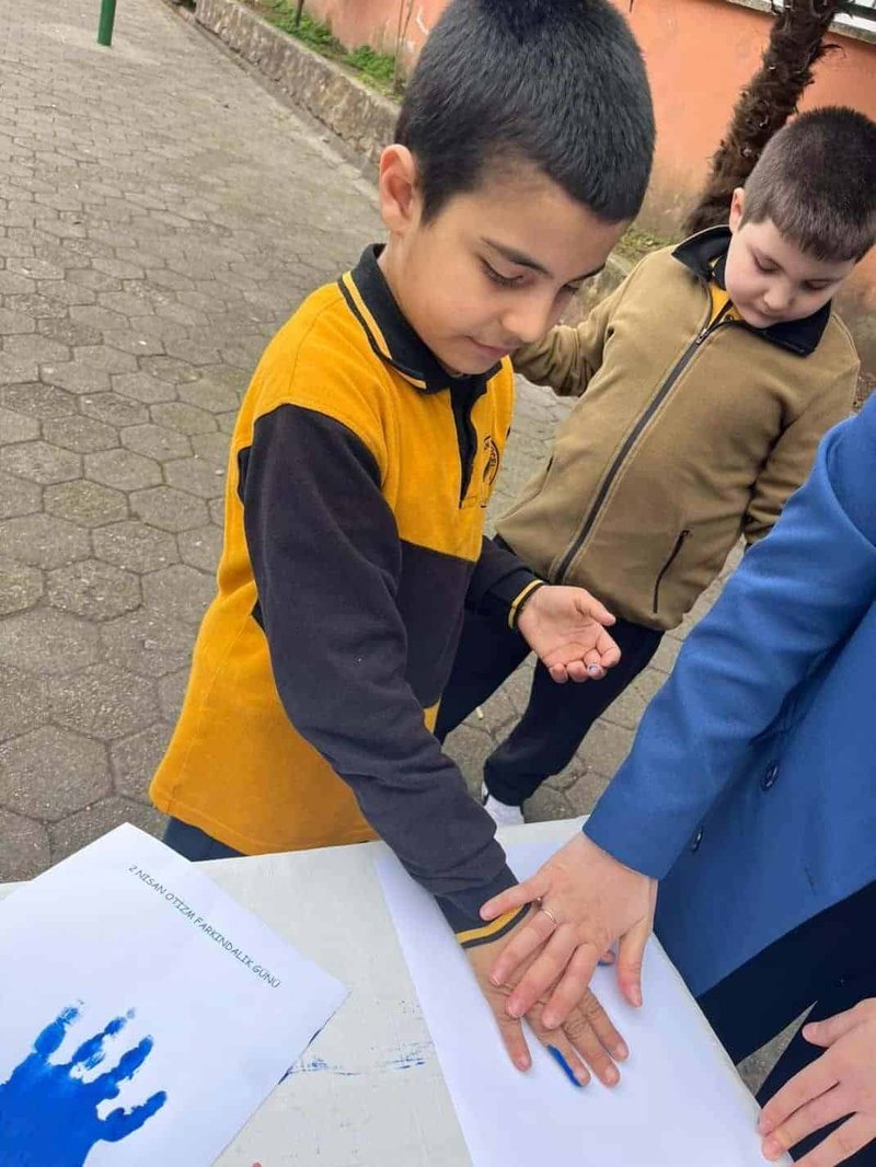 Görele'de Otizm Farkındalık Günü Etkinliği Düzenlendi - Görsel 4