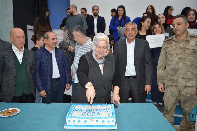 Iğdır'da Bebek Ölümlerini Önlemeye Yönelik Kritik NRP Eğitimi Tamamlandı - Görsel 3