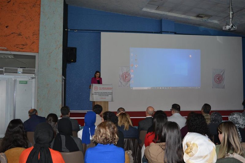 Iğdır'da Bebek Ölümlerini Önlemeye Yönelik Kritik NRP Eğitimi Tamamlandı - Görsel 4