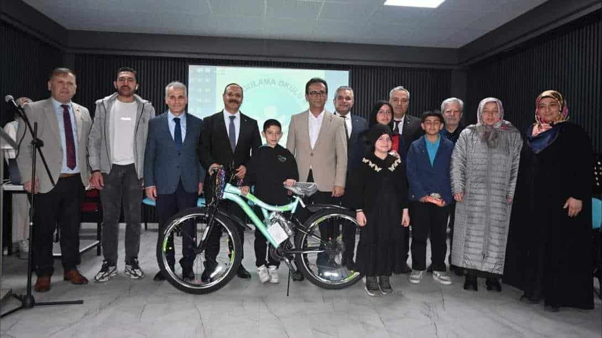 Karaman'da Otizm Farkındalığı Etkinliği: Empati ve Sevgi Vurgusu