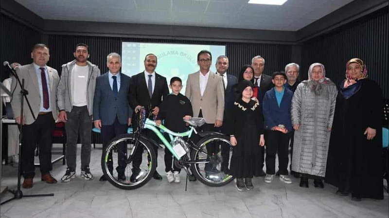 Karaman'da Otizm Farkındalığı Etkinliği: Empati ve Sevgi Vurgusu