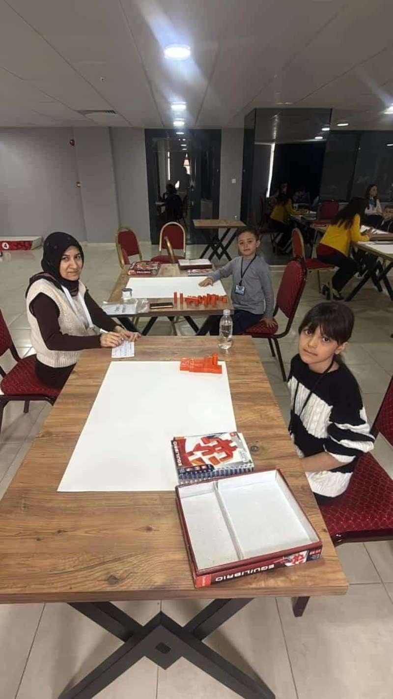 Karesi İlçe Milli Eğitim Müdürlüğü Akıl ve Zeka Oyunları Turnuvası Finalini Gerçekleştirdi - Görsel 3