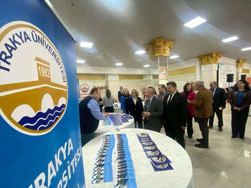 Keşan'da Üniversite Tanıtım ve Kariyer Günü: 40 Üniversite, 3000 Öğrenci Buluştu - Görsel 5