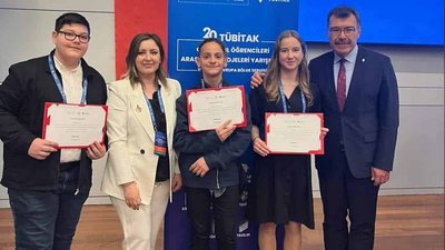 Keşan'dan TÜBİTAK Başarısı: Özel Nevzat Kahraman Ortaokulu Bölge Üçüncüsü Oldu