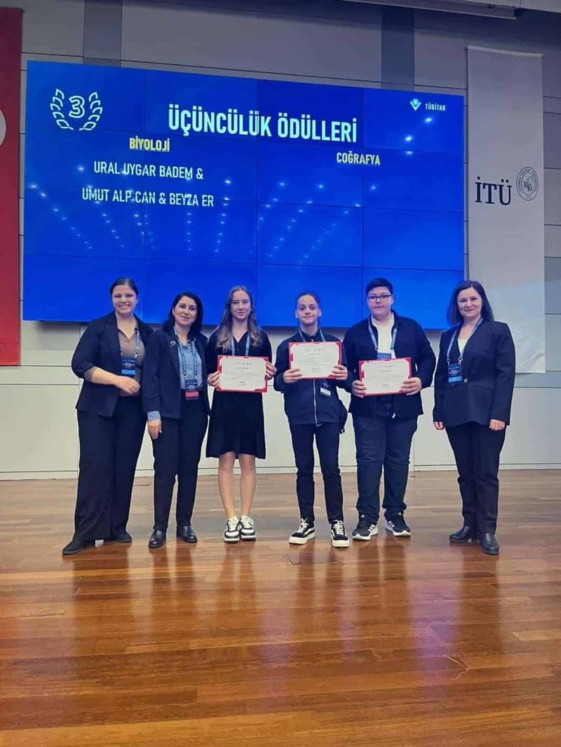 Keşan'dan TÜBİTAK Başarısı: Özel Nevzat Kahraman Ortaokulu Bölge Üçüncüsü Oldu - Görsel 5