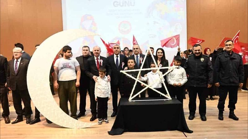 Osmaniye'de Otizm Farkındalık Gününde Özel Eğitim Okulları Buluşması