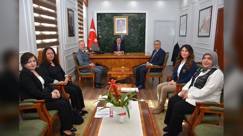 Salihli'deki İki Anaokulu ISO Belgelerini Aldı, Kaymakamlık Tebrik Etti