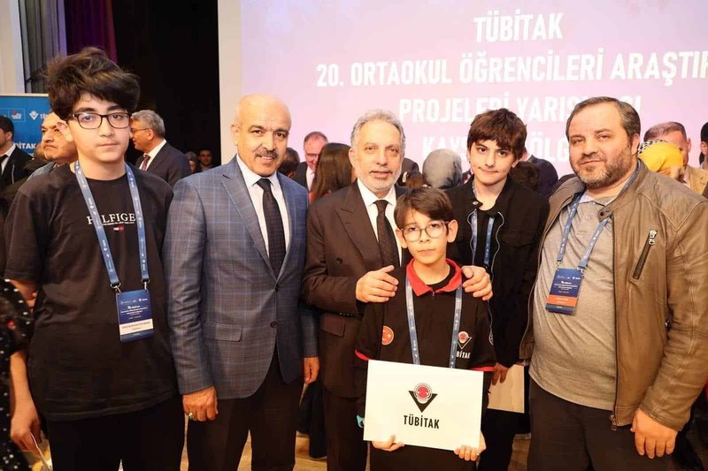 Talas'tan TÜBİTAK Yarışması'nda Büyük Başarı: Yazılım Kategorisinde Bölge İkinciliği - Görsel 2