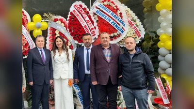 Turgutlu Kaymakamı Selami Kapankaya, Yeni Açılan Altın Çeyiz İş Yerini Ziyaret Etti