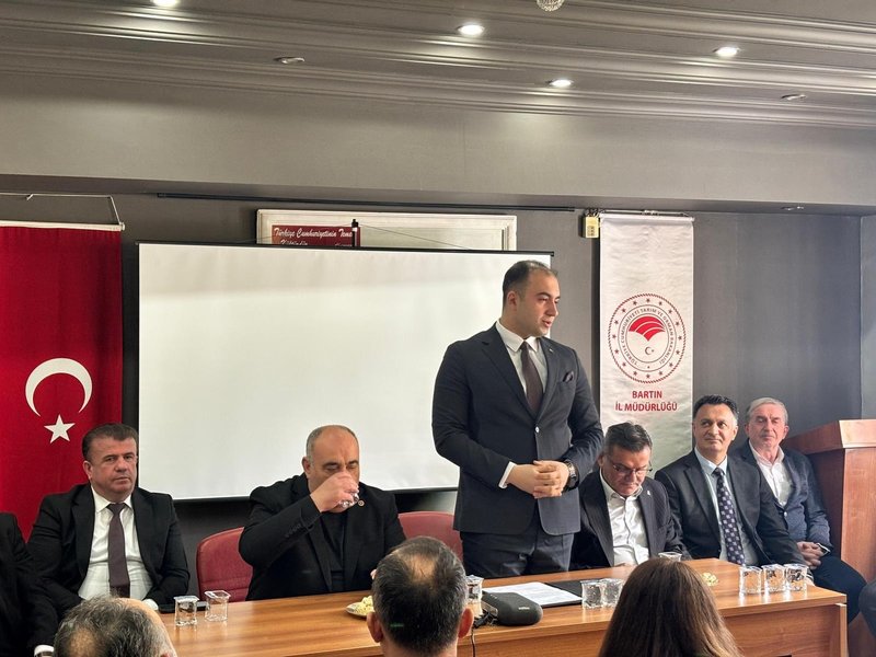 Ulus Kaymakamlığı'ndan Arı Yetiştiriciliği Kursuna Destek - Görsel 3