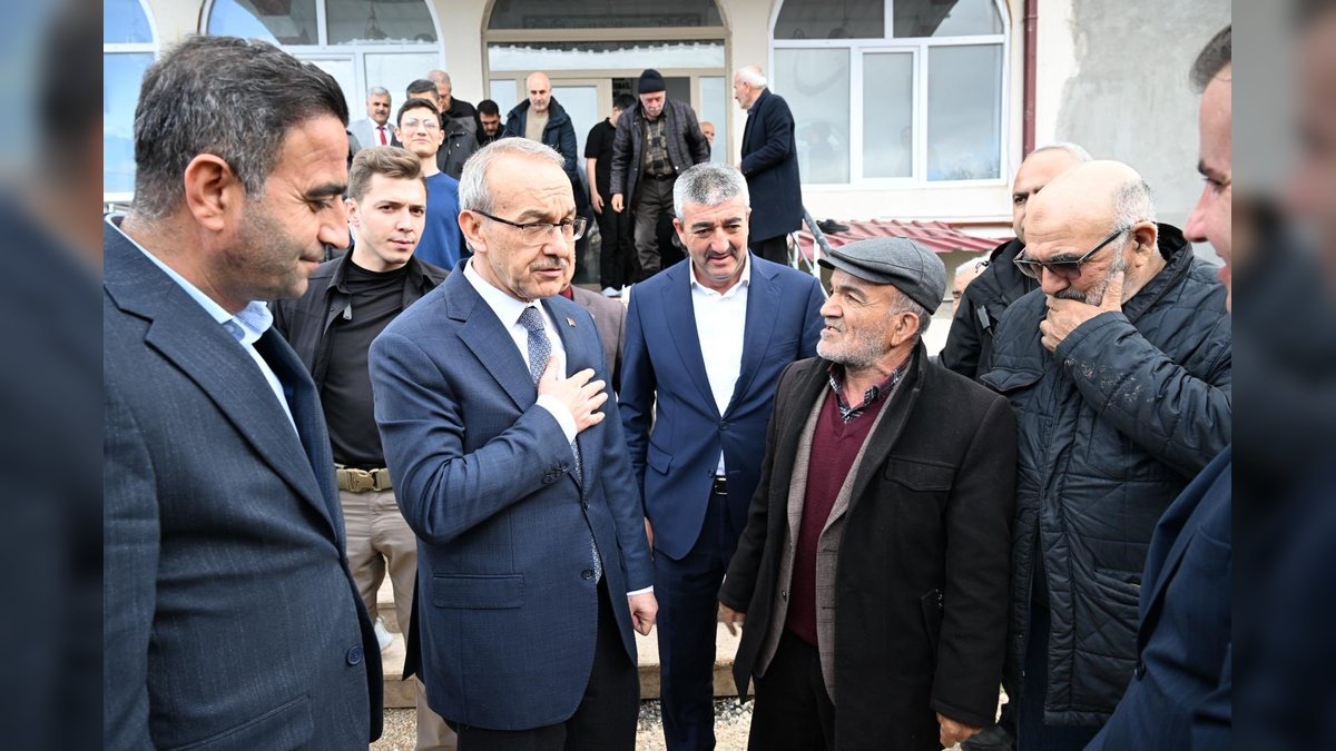 Vali Yavuz Akçadağ'da Deprem Sonrası İmar Çalışmalarını İnceledi, Muhtarlarla Buluştu