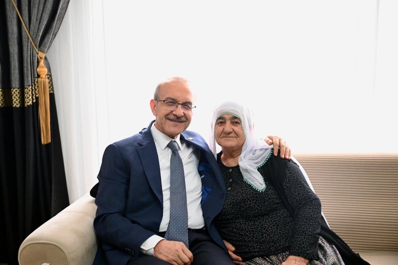 Vali Yavuz Akçadağ'da Deprem Sonrası İmar Çalışmalarını İnceledi, Muhtarlarla Buluştu - Görsel 3