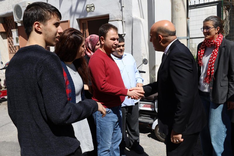 Akhisar Kaymakamı Mustafa Can'dan Gökyüzü Çocukları Derneği'ne Ziyaret - Görsel 2