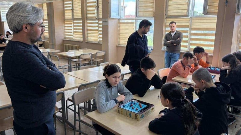 Çine Ortaokullar Akıl ve Zekâ Oyunları Turnuvası Tamamlandı - Görsel 4