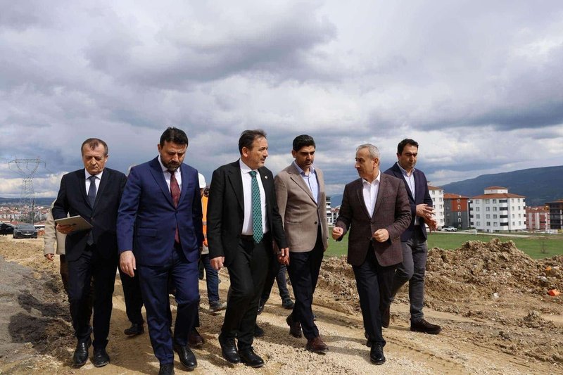 Karabük'te Eğitim Yatırımları İncelendi: Yeni Okullar Yapım Aşamasında - Görsel 2