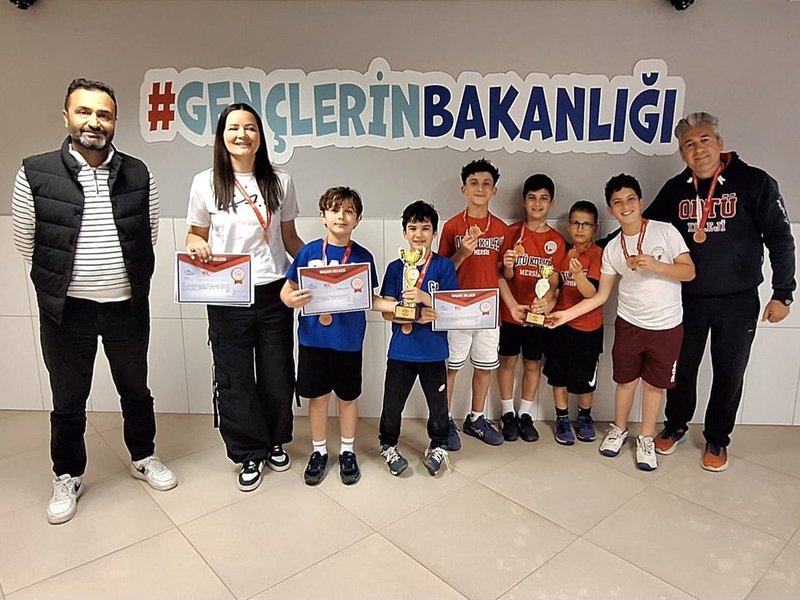Mersin Okul Sporları Minikler Tenis İl Birinciliği Sona Erdi - Görsel 2