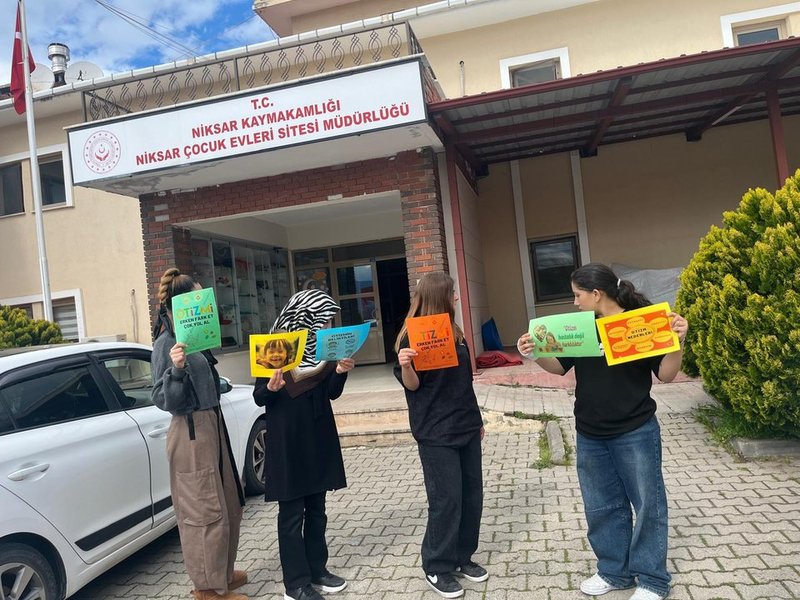 Tokat Aile ve Sosyal Hizmetler İl Müdürlüğü'nden Otizm Farkındalığı Etkinliği - Görsel 2