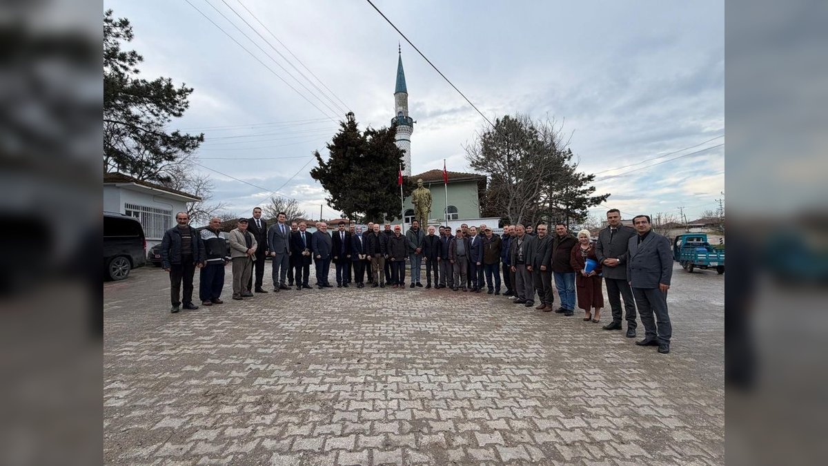 Vali Uğur Turan, Kırklareli'nin Çeşmekolu Köyü'nde Üreticilerle Buluştu