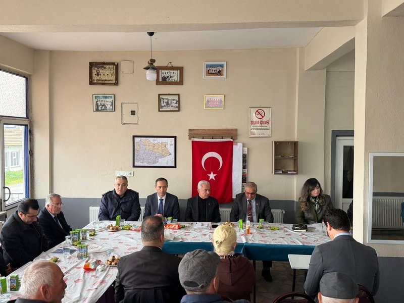 Vali Uğur Turan, Kırklareli'nin Umurca Köyü'nde Üreticilerle Buluştu - Görsel 3