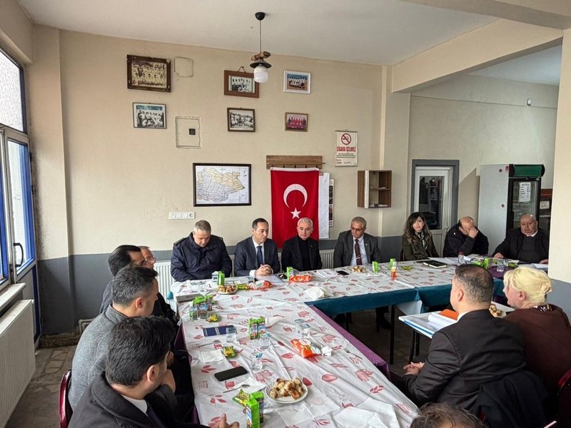 Vali Uğur Turan, Kırklareli'nin Umurca Köyü'nde Üreticilerle Buluştu - Görsel 4