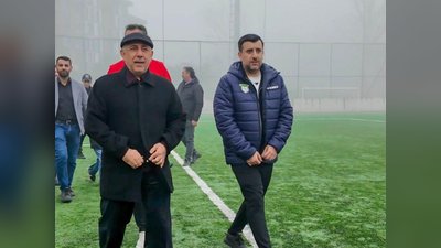 Arnavutköy Kaymakamı Mahmut Hersanlıoğlu, 1924 Yeniköy Spor'un Başarısını Kutladı